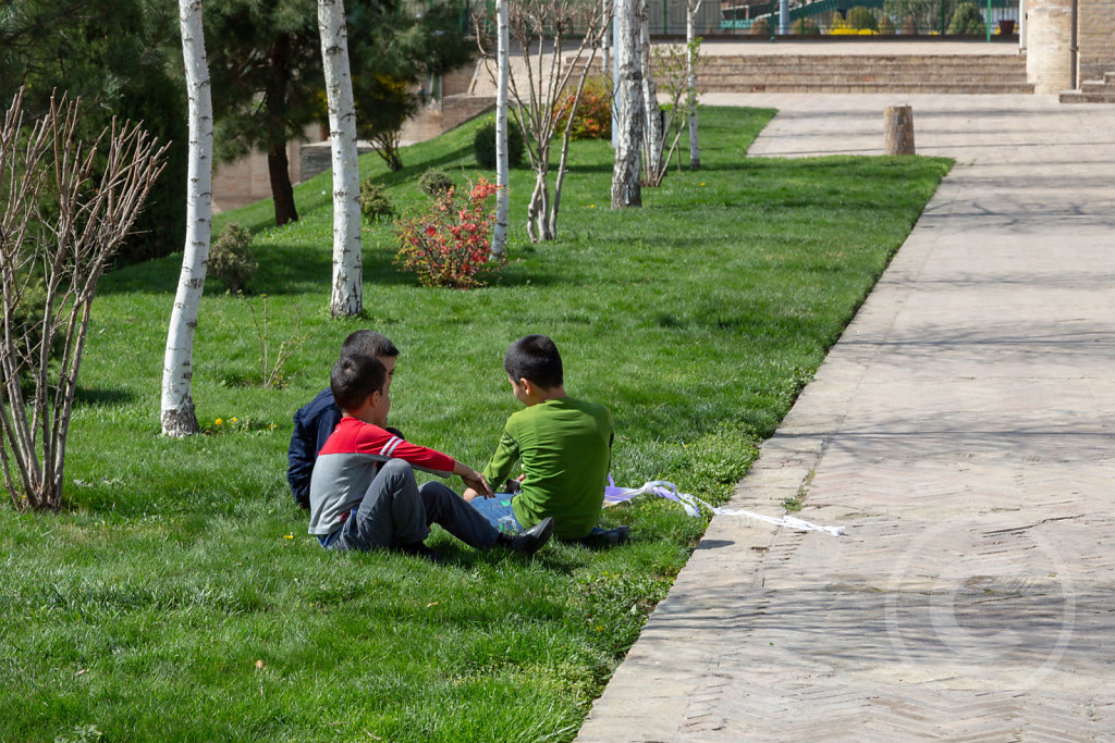 Boys preparing their kites